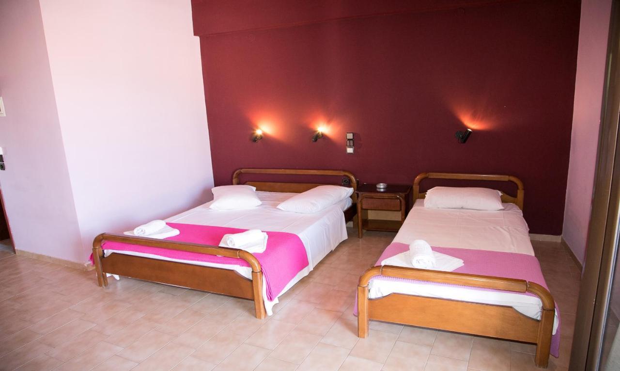 Petania Hotel & Apartments Lixouri Bagian luar foto